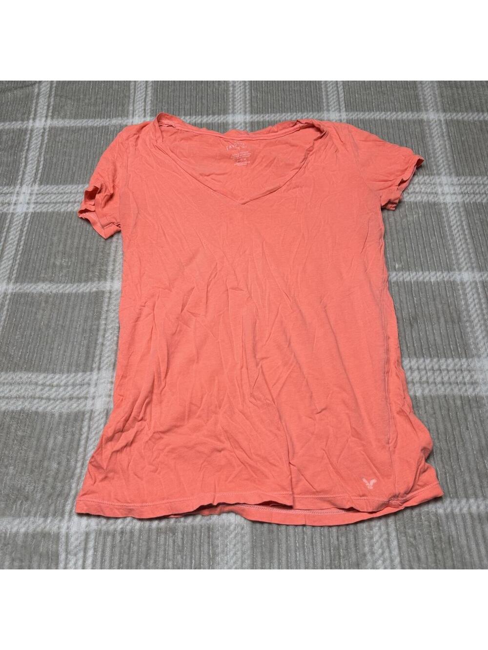 American Eagle Women's Orange and Pink Tshirt